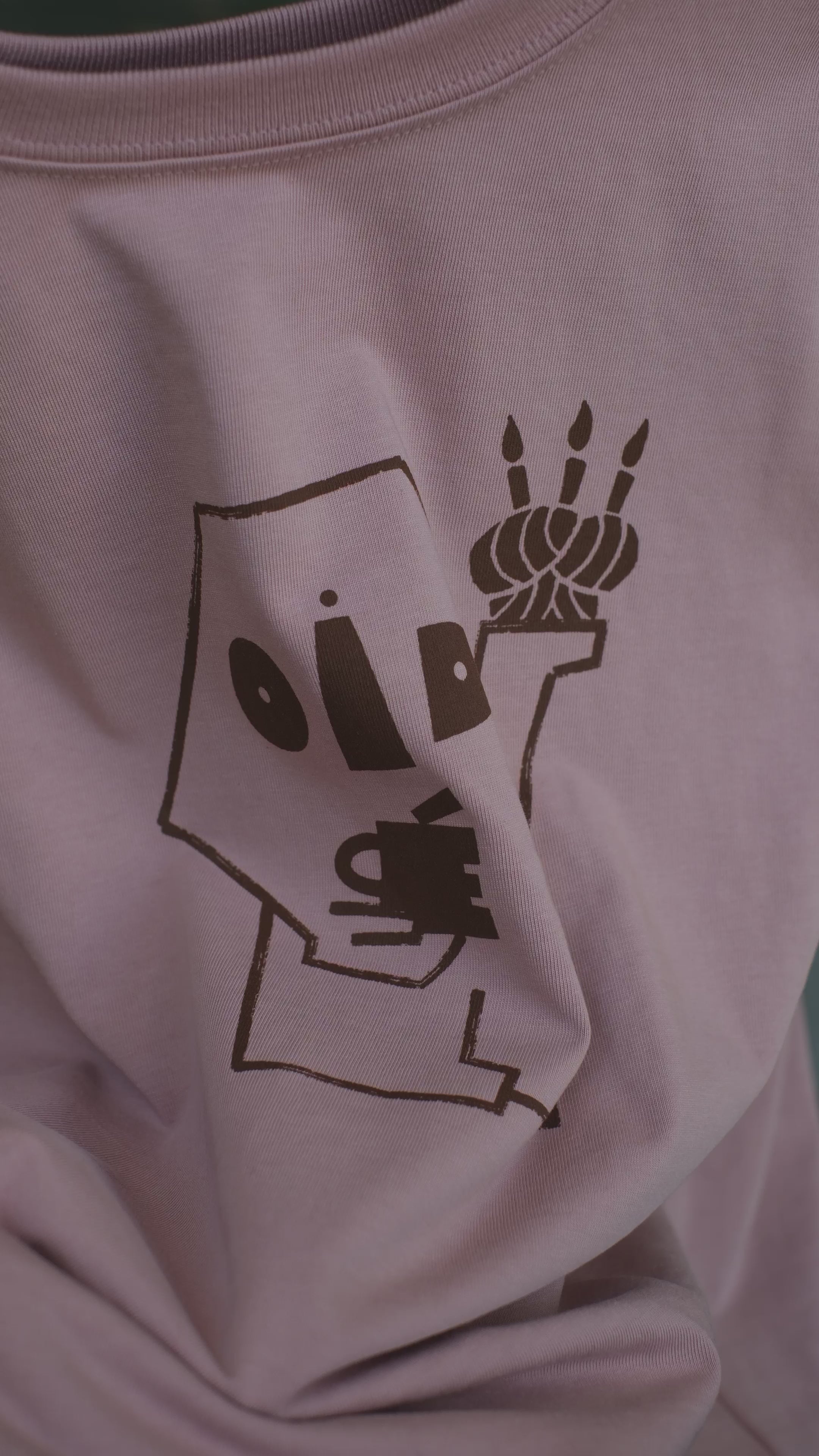 Oidé Monster loves Cardamom bun by Spencer Pidgeon / Dusty Rose